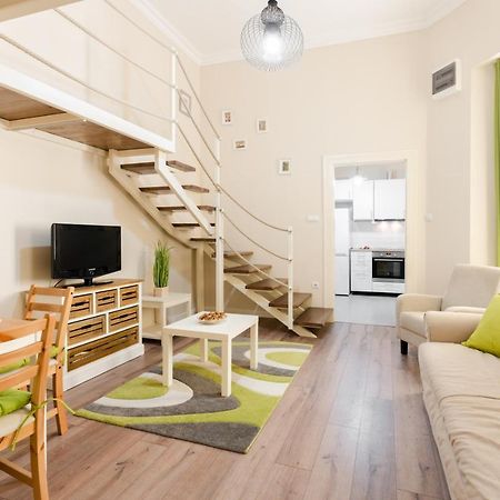 Downtown Greenie Home Budapest Bagian luar foto